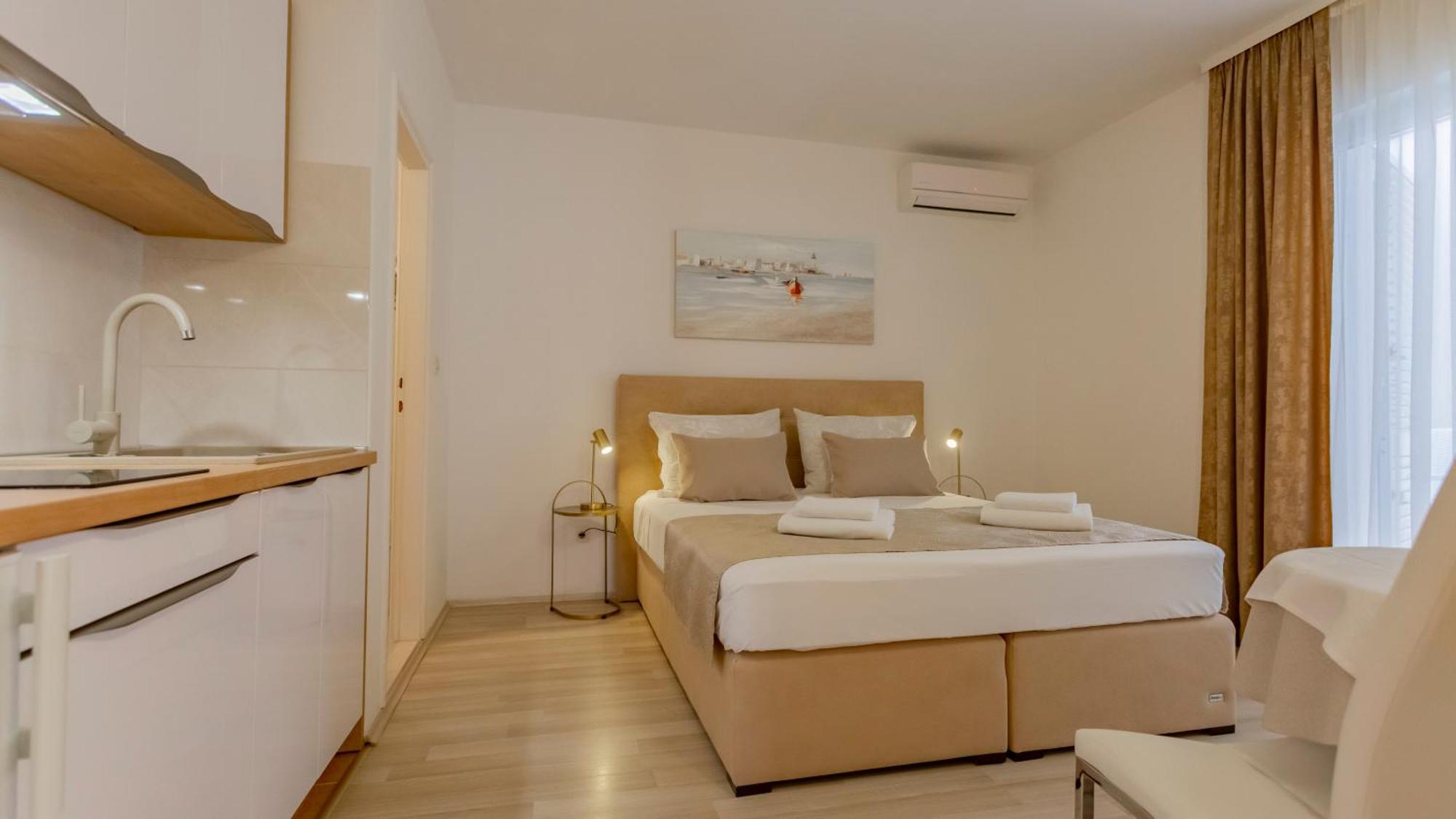 Baska Voda Apartments - Steps From The Beach, Free Parking, Central Location Buitenkant foto