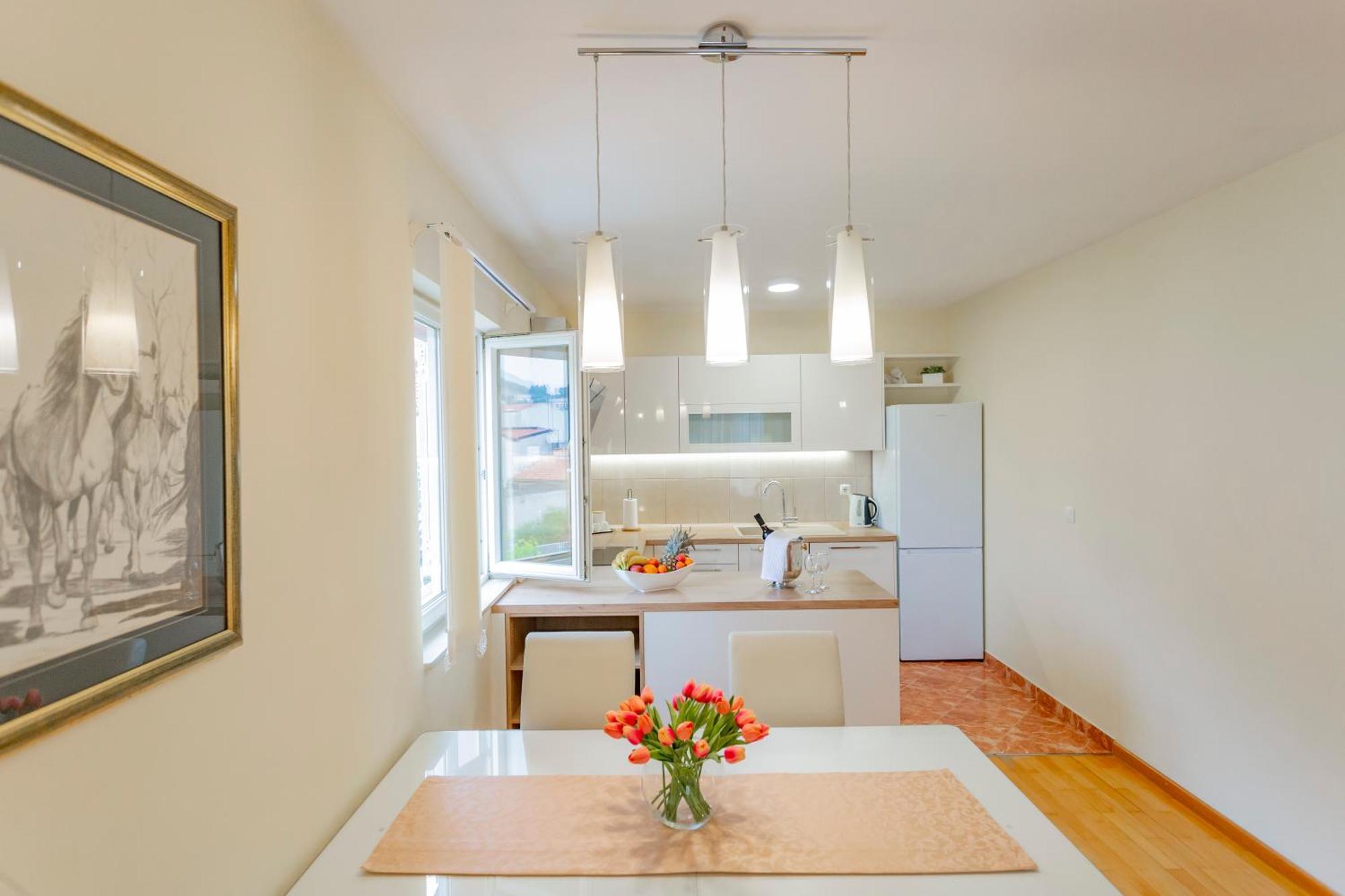 Baska Voda Apartments - Steps From The Beach, Free Parking, Central Location Buitenkant foto