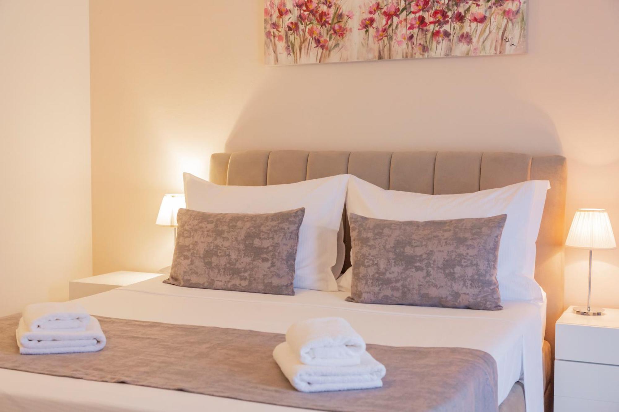 Baska Voda Apartments - Steps From The Beach, Free Parking, Central Location Buitenkant foto