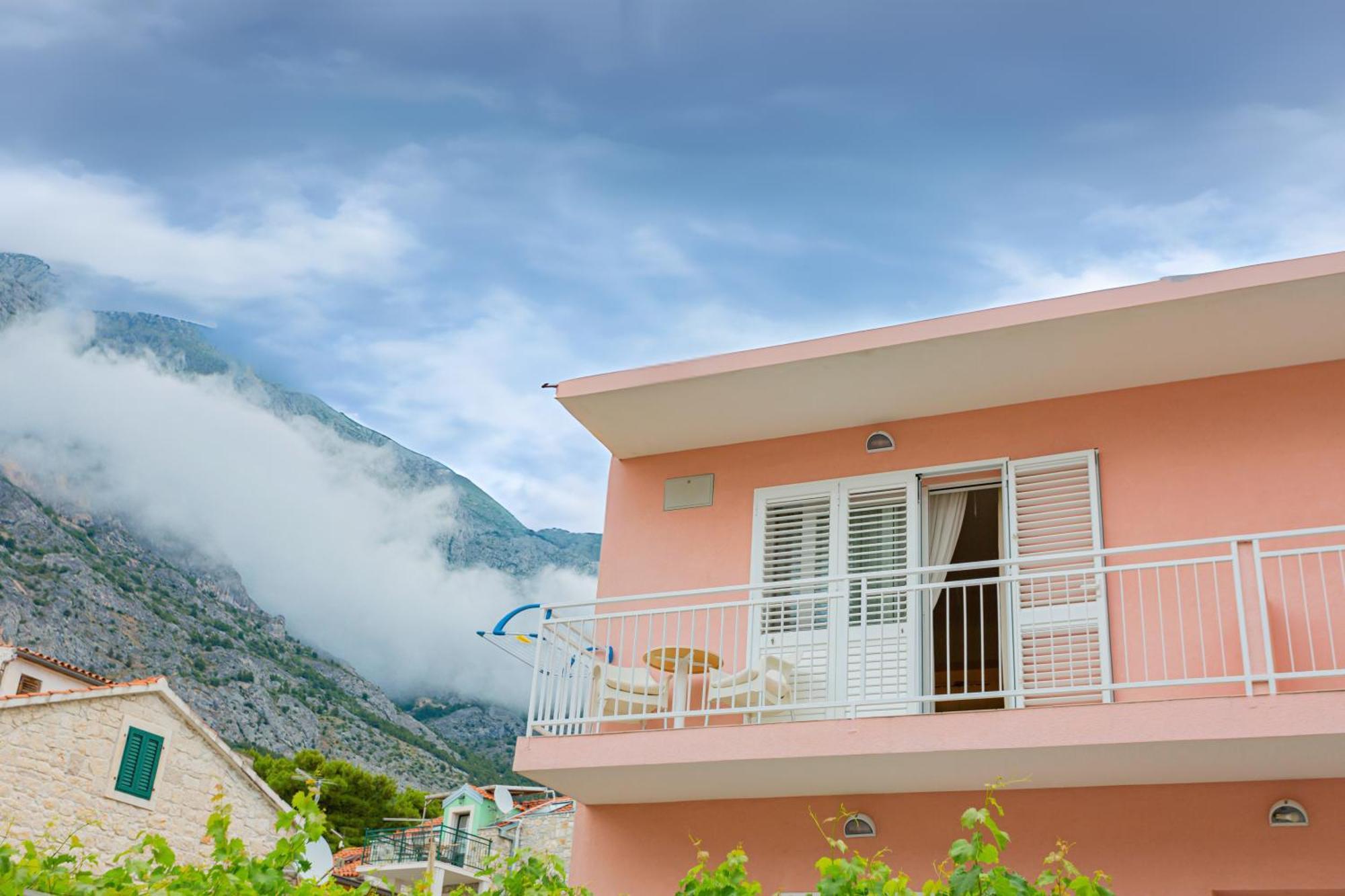 Baska Voda Apartments - Steps From The Beach, Free Parking, Central Location Buitenkant foto