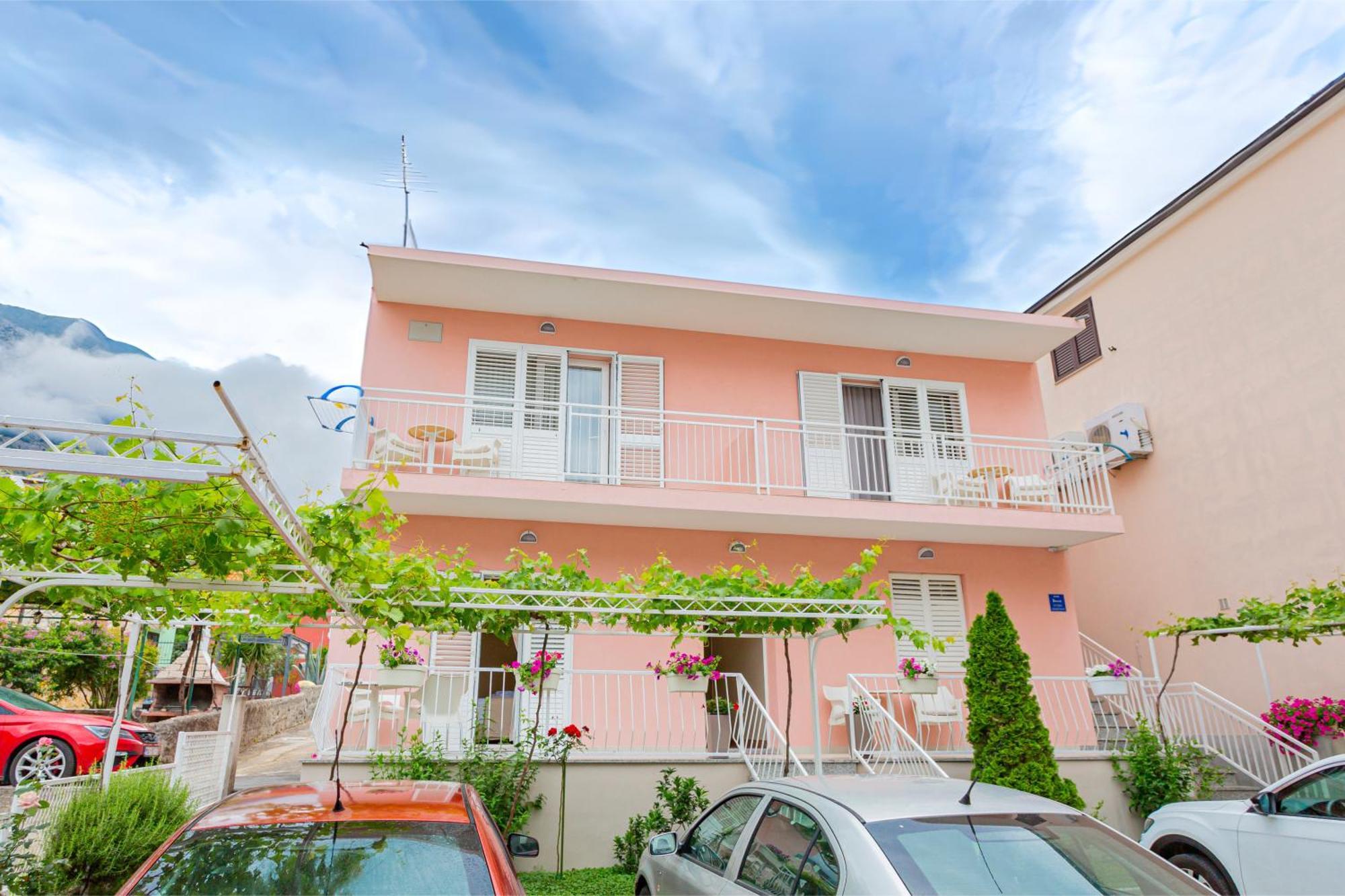 Baska Voda Apartments - Steps From The Beach, Free Parking, Central Location Buitenkant foto